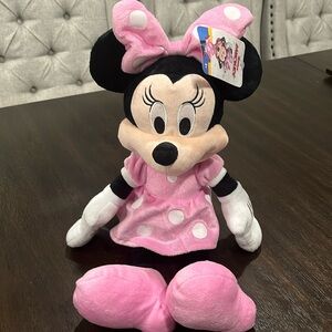 17 inch Minnie Mouse